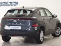 Usado Hyundai Kona 120 CV (88 kW) 2023 Gris / plata SUV