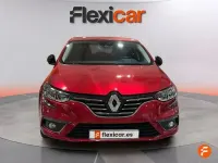 Usado Renault Mégane IV Bose Edition 130 CV (95 kW) 2018 Rojo Berlina