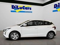 Usado Hyundai i20 100 CV (73 kW) 2021 Blanco Berlina