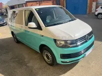 Usado VW Caravelle 102 CV (75 kW) 2018 Azul Van