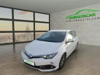 Usado Toyota Auris Hybrid Active 136 CV (100 kW) 2019 Blanco