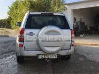 Usado Suzuki Grand Vitara 140 CV (102 kW) 2007 Gris / plata SUV