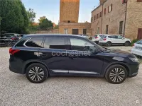 Usado Mitsubishi Outlander Motion 150 CV (110 kW) 2019 Negro SUV
