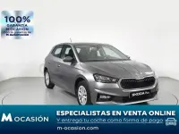 Usado Skoda Fabia Ambition 95 CV (69 kW) 2023 Gris / plata Utilitario