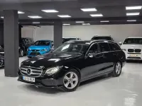 Usado Mercedes E220 194 CV (142 kW) 2018 Negro Familiar