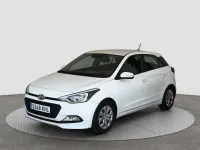 Usado Hyundai i20 101 CV (74 kW) 2018 Blanco Utilitario