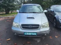 Usado Kia Carnival Active 144 CV (105 kW) 2006 Gris Monovolumen