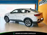 Usado Renault Arkana Techno 145 CV (106 kW) 2023 Blanco SUV