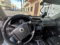 Usado Ssangyong (KGM) Rexton II 186 CV (136 kW) 2009 Negro SUV