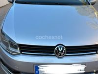 Usado VW Polo Advance 90 CV (66 kW) 2014 Gris / plata Berlina