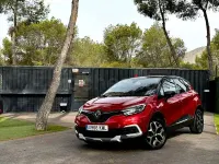 Usado Renault Captur XMOD 120 CV (88 kW) 2018 Rojo SUV