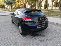 Usado Renault Mégane Dynamique 115 CV (84 kW) 2013 Negro Berlina
