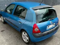 Usado Renault Clio II Dynamique 75 CV (55 kW) 2003 Azul Berlina