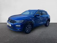 Usado VW T-Roc Advance 110 CV (80 kW) 2021 Azul SUV