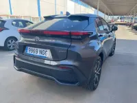 Usado Toyota C-HR Advance 140 CV (102 kW) 2025 Gris SUV