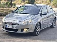 Usado Fiat Bravo Dynamic 120 CV (88 kW) 2009 Gris / plata Utilitario