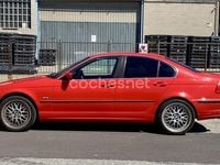 Usado BMW 330 Sport Line 231 CV (169 kW) 2000 Rojo Berlina