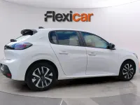 Usado Peugeot 208 Active 102 CV (75 kW) 2024 Blanco Utilitario