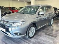 Usado Mitsubishi Outlander P-HEV Motion 224 CV (164 kW) 2021 Gris SUV