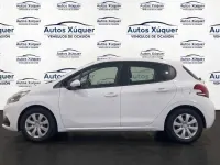 Usado Peugeot 208 Access 82 CV (60 kW) 2016 Blanco Utilitario