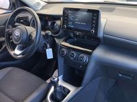 Usado Toyota Yaris Cross 125 CV (91 kW) 2023 Blanco SUV