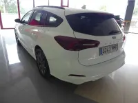 Usado Ford Focus ST-Line 155 CV (114 kW) 2023 Blanco Familiar
