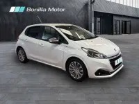 Usado Peugeot 208 Style 101 CV (74 kW) 2016 Blanco Utilitario