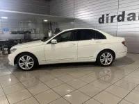 Usado Mercedes C220 Avantgarde 170 CV (125 kW) 2011 Blanco Berlina