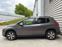 Usado Peugeot 2008 Style 100 CV (73 kW) 2016 Gris SUV
