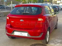 Usado Ford Ka Plus Ultimate 85 CV (62 kW) 2019 Granate Utilitario