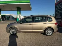Usado VW Touran Edition 115 CV (84 kW) 2018 Beige Monovolumen