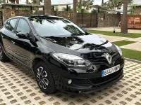 Usado Renault Mégane Life 115 CV (84 kW) 2014 Negro Berlina
