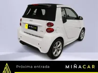 Usado Smart ForTwo Cabrio Passion 71 CV (52 kW) 2014 Blanco Descapotable
