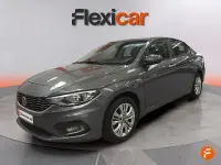 Usado Fiat Tipo Lounge 95 CV (69 kW) 2018 Gris Berlina