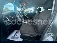 Usado Opel Astra Selective 110 CV (80 kW) 2012 Gris / plata Berlina