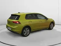 Usado VW Golf VIII Life 110 CV (80 kW) 2021 Verde Berlina