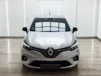 Usado Renault Clio Zen 91 CV (66 kW) 2023 Gris Utilitario