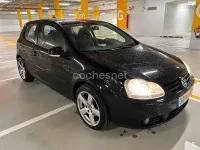 Usado VW Golf V Highline 140 CV (102 kW) 2007 Negro Berlina