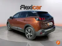 Usado Peugeot 3008 Allure 130 CV (95 kW) 2021 Naranja SUV