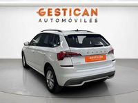 Usado Skoda Kamiq Ambition 110 CV (80 kW) 2021 Blanco SUV