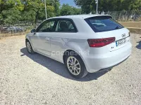 Usado Audi A3 Attraction 110 CV (80 kW) 2015 Blanco Berlina