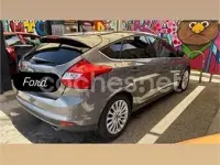 Usado Ford Focus Sport 163 CV (119 kW) 2012 Gris / plata Berlina