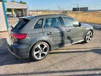 Usado Audi A3 S-Line 150 CV (110 kW) 2018 Gris / plata Berlina