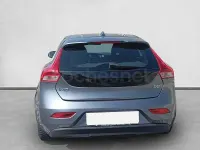 Usado Volvo V40 120 CV (88 kW) 2018 Gris / plata Berlina