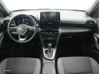 Usado Toyota Yaris Cross Active 116 CV (85 kW) 2023 Gris SUV