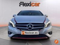 Usado Mercedes A180 AMG line 109 CV (80 kW) 2015 Gris