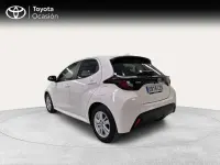 Usado Toyota Yaris Business Edition 116 CV (85 kW) 2022 Blanco Utilitario