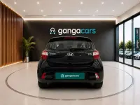 Usado Hyundai i10 67 CV (49 kW) 2023 Negro Utilitario