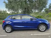 Begagnad Seat Ibiza Reference 95 HK (69 kW) 2018 Blå Halvkombi