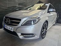 Usado Mercedes B180 Sport Edition 109 CV (80 kW) 2012 Gris Monovolumen